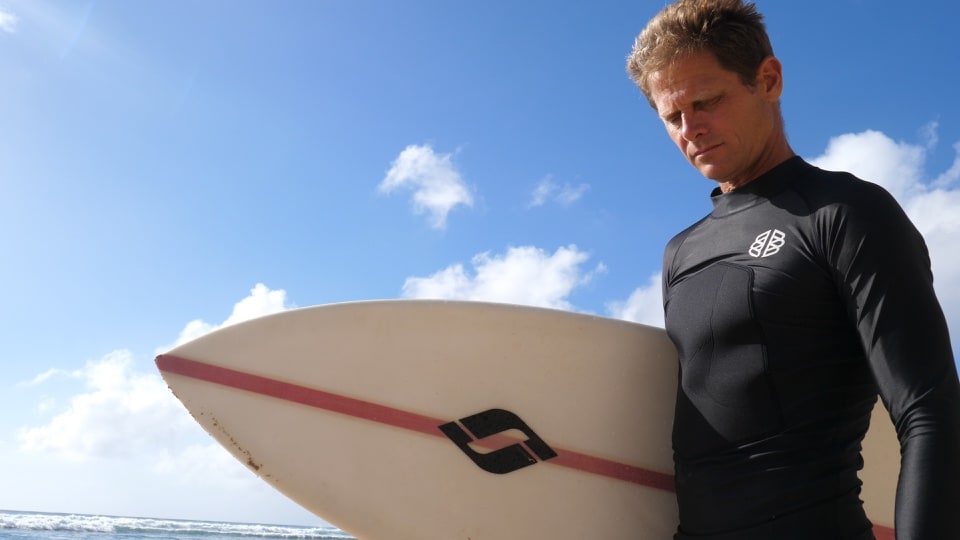 paddle board river fin